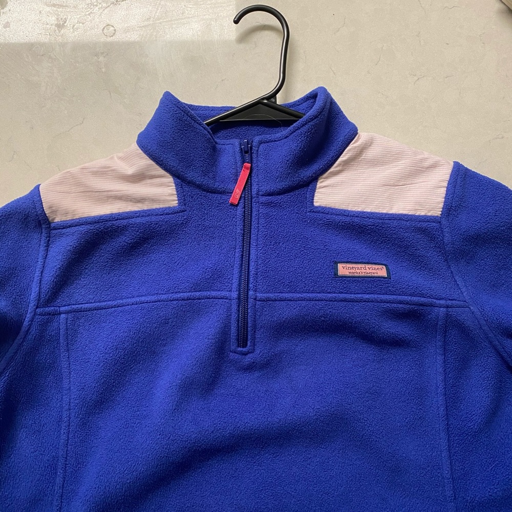 Vineyard vines fleece pullover size M